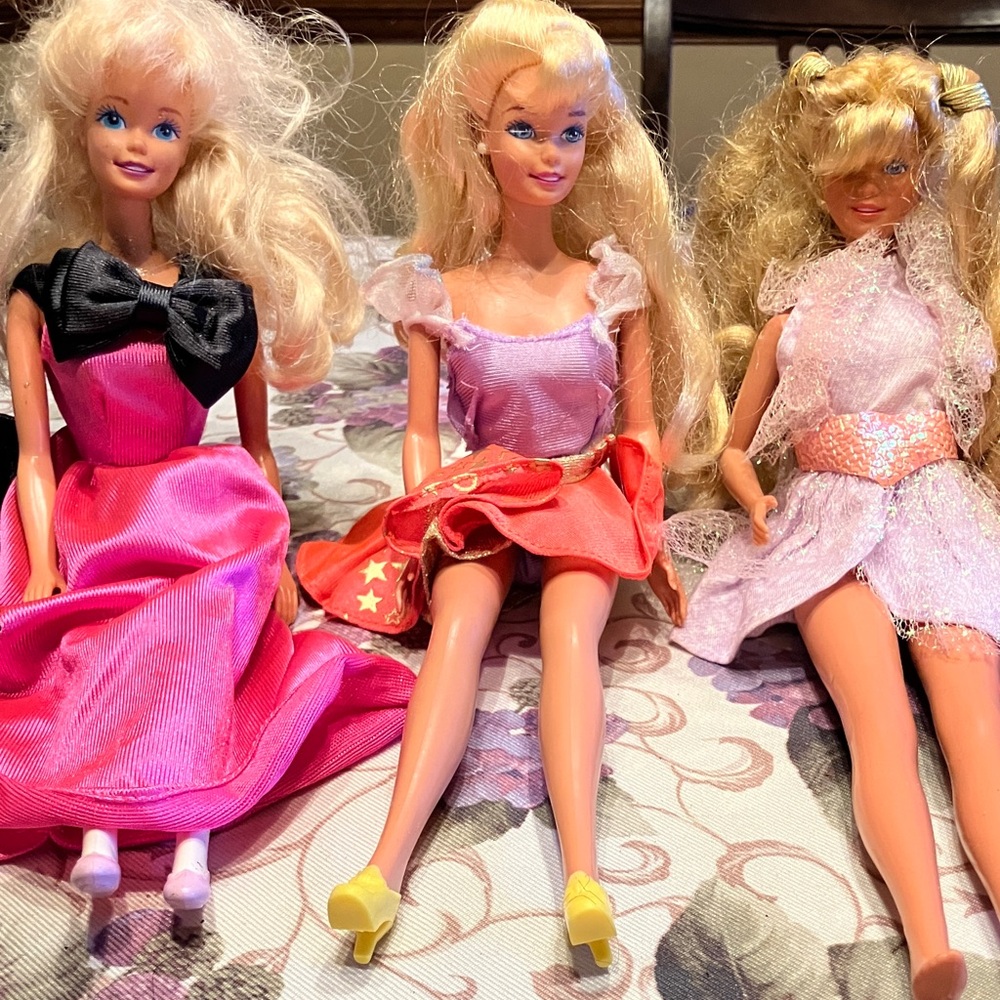 BARBIE 1990s - Picture 3 of 5